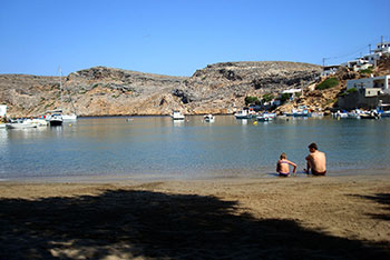 La plage de Cheronissos